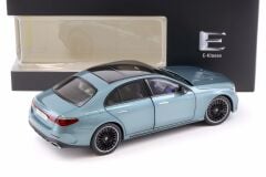 1:18 İscale Mercedes E Klasse W214 AMG