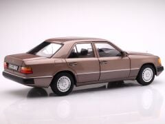 1:18 Norev W124 230E