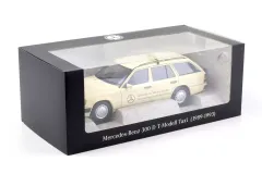 1:18 Norev S124 Mercedes E Klasse 300D taxi SW