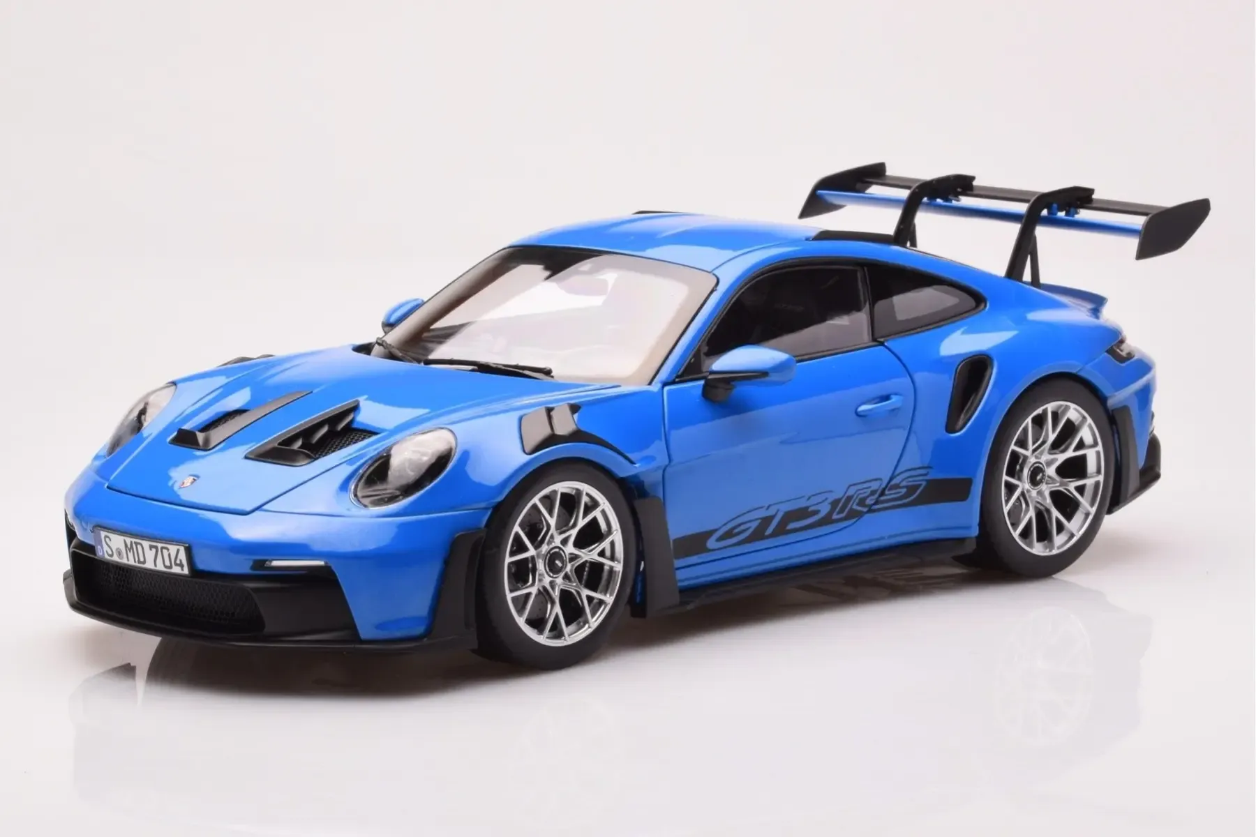 1:18 Norev Porsche 911 992 GT3 RS Köpekbalığı mavisi