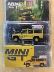 Mini GT 1:64 Land Rover Defender 110 1989 Camel Trophy Amazon Team Turkey Turkey Exclusive